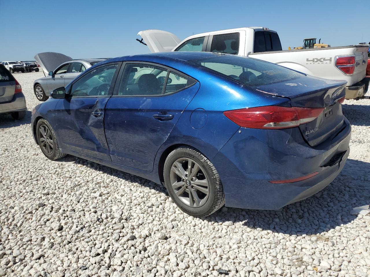 2017 Hyundai Elantra - Image 2