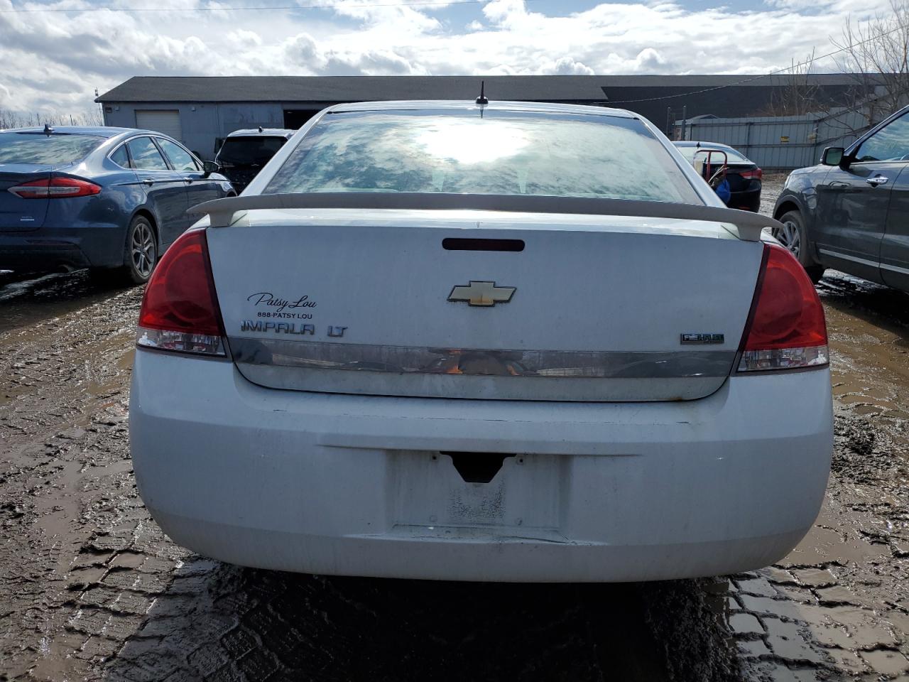 2011 Chevrolet Impala - Image 6