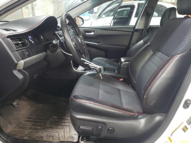  TOYOTA CAMRY 2015 Biały