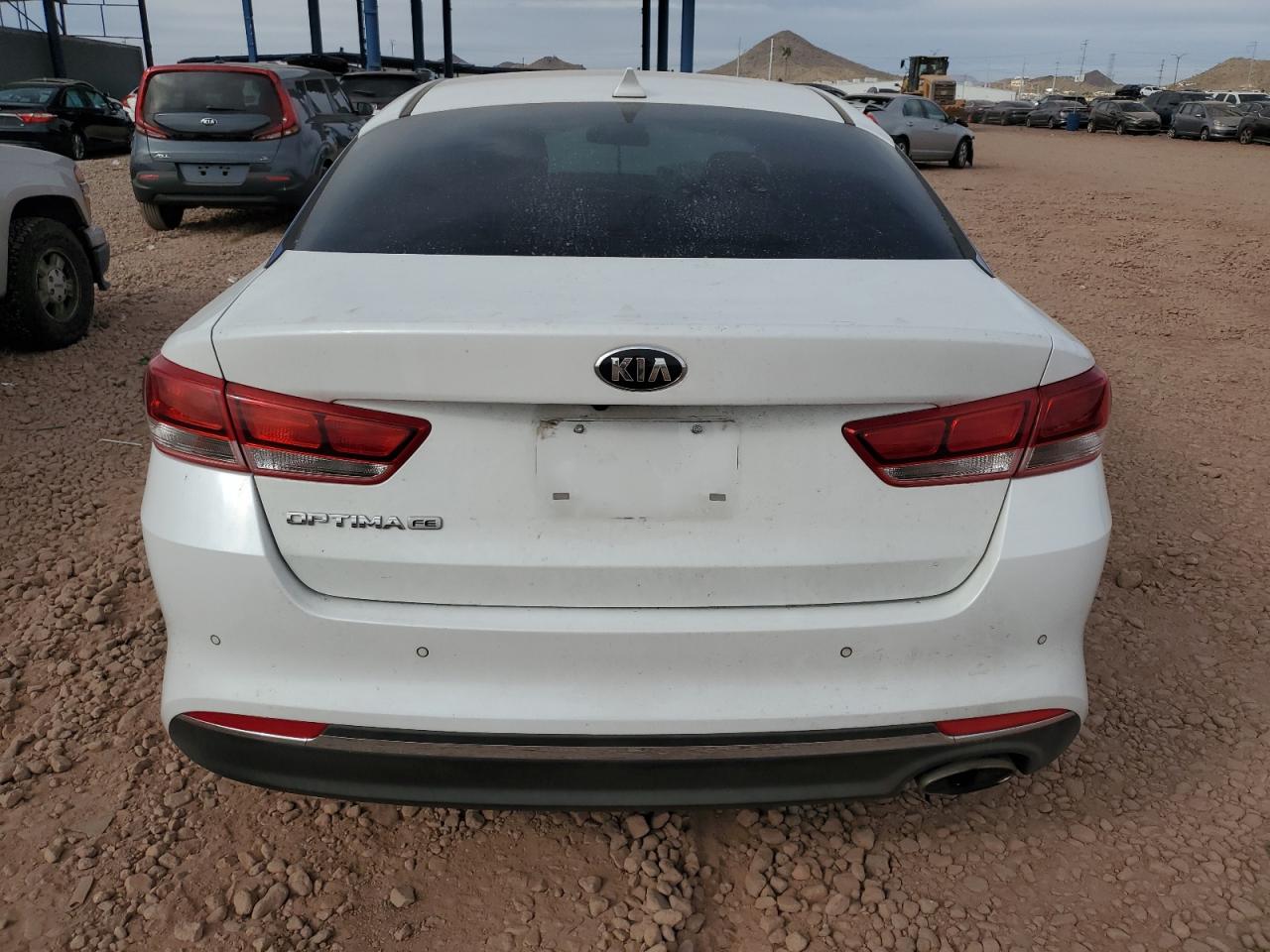 2017 Kia Optima - Image 6