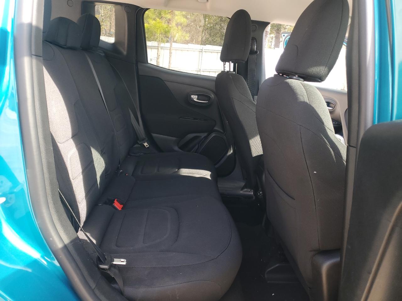 2019 Jeep Renegade - Image 11