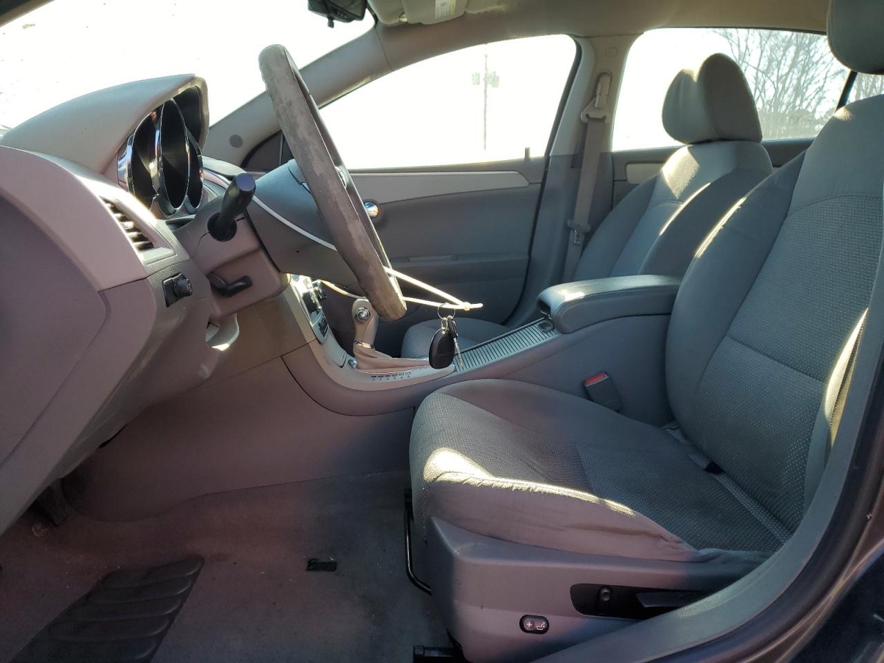 2010 Chevrolet Malibu - Image 7