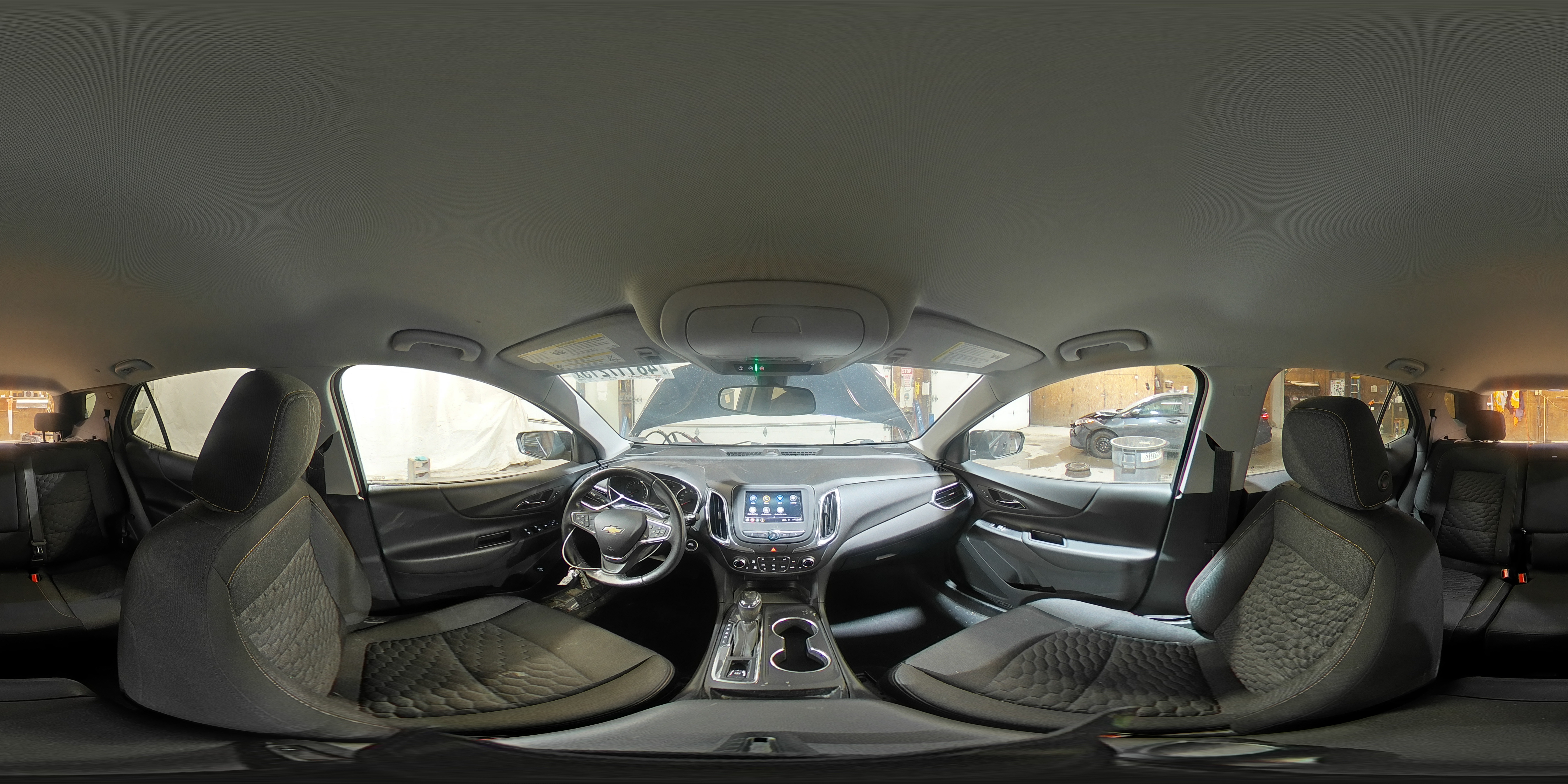 2019 Chevrolet Equinox - Image 16