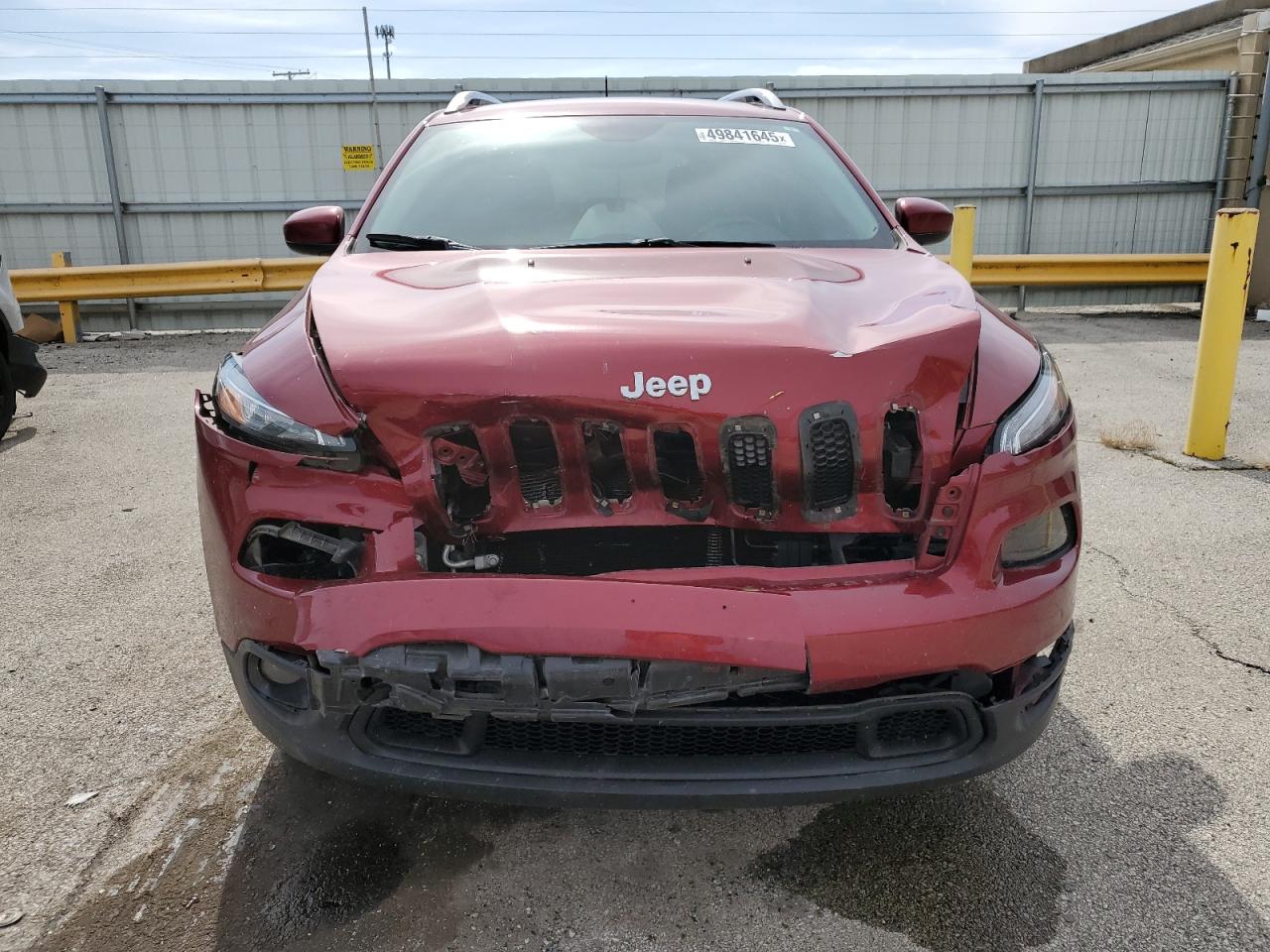 2017 Jeep Cherokee Latitude VIN: 1C4PJMCBXHW528444 Lot: 49841645