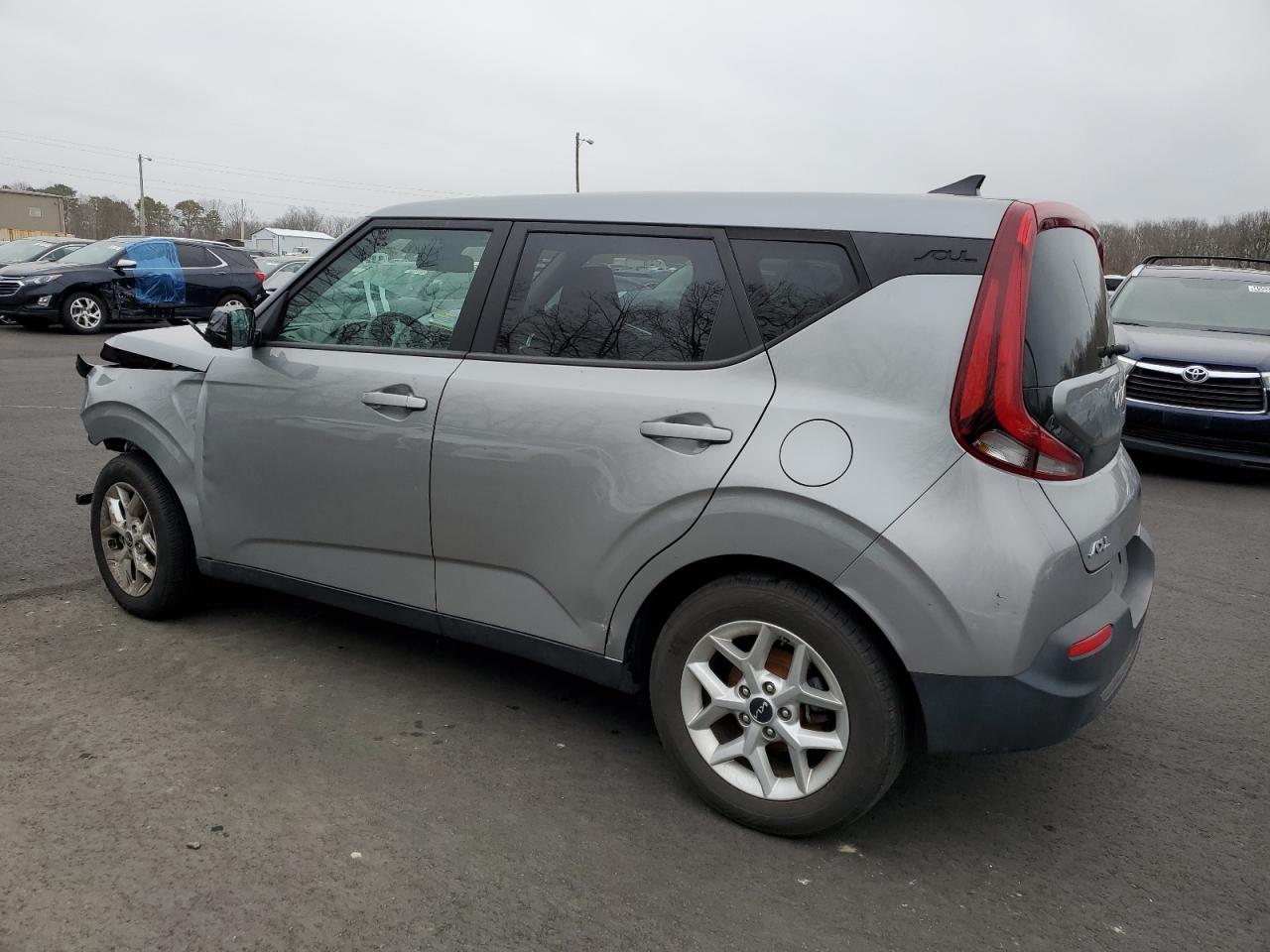 2022 Kia Soul - Image 2