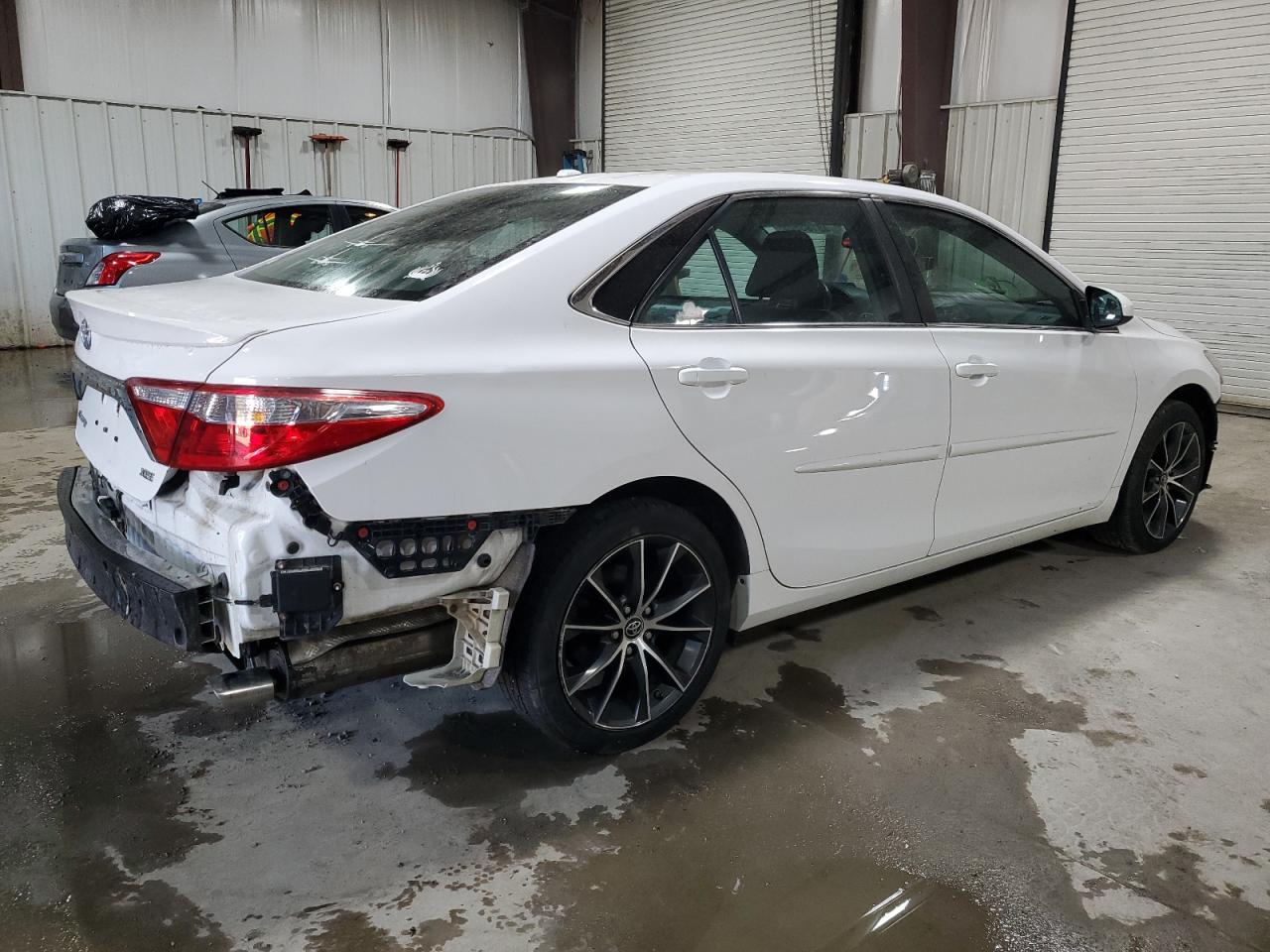 2015 Toyota Camry - Image 3