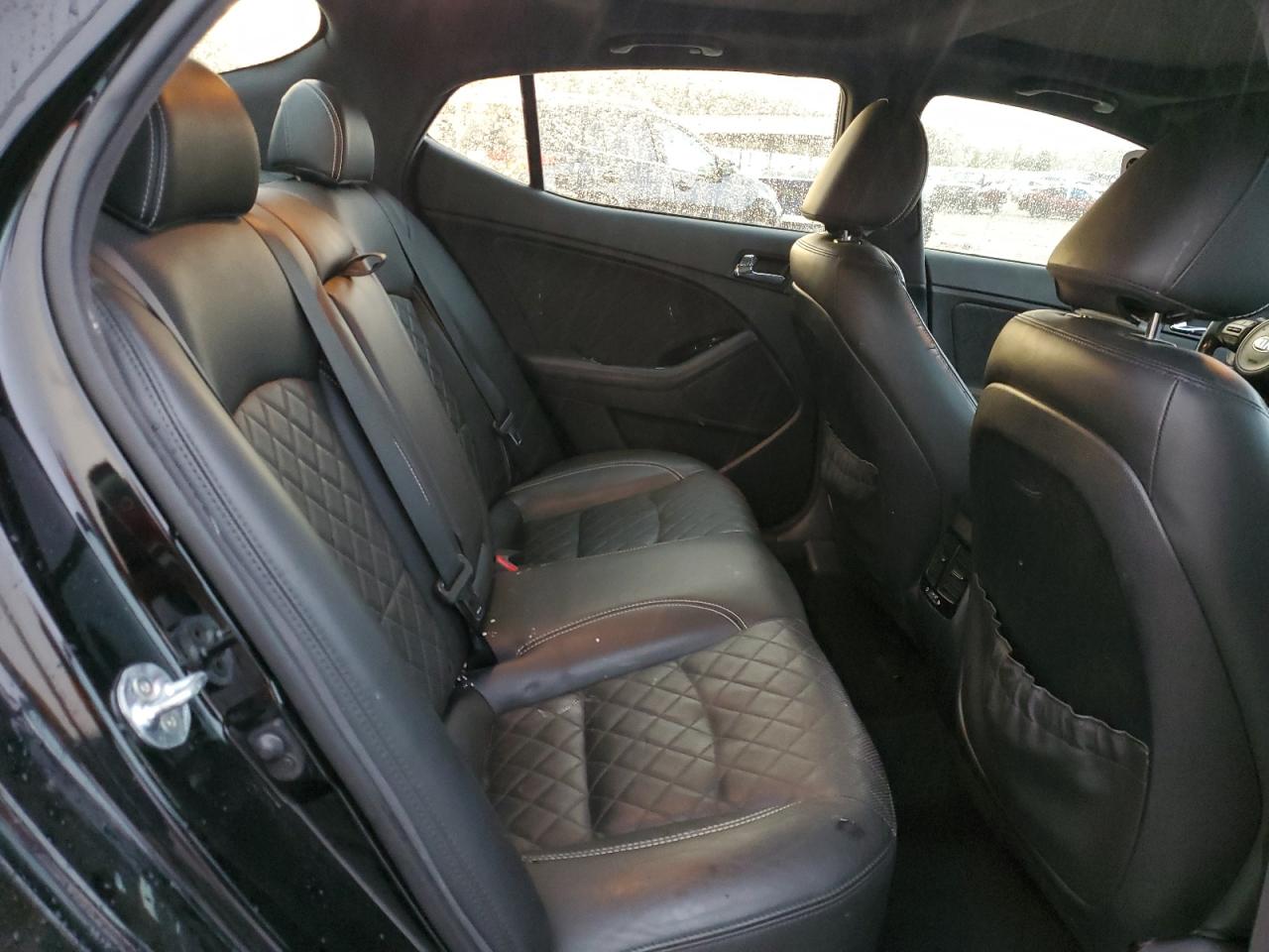 2014 Kia Optima - Image 10