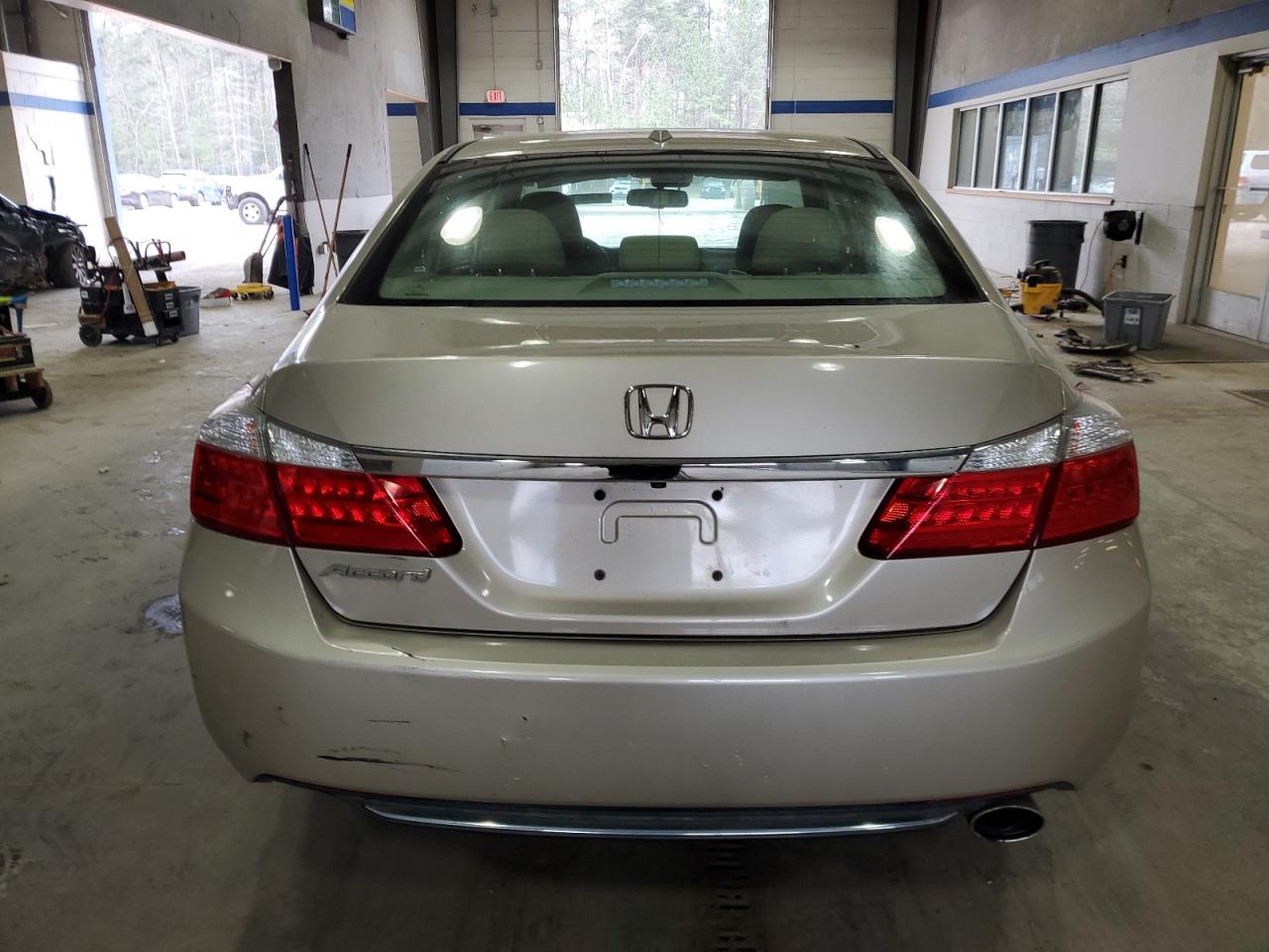 2014 Honda Accord - Image 6