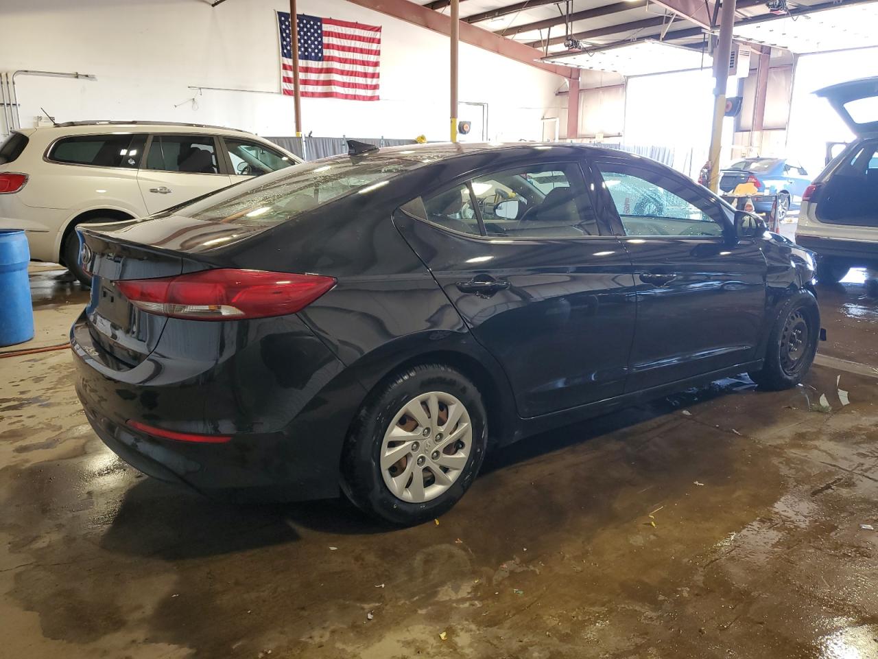 2017 Hyundai Elantra - Image 3