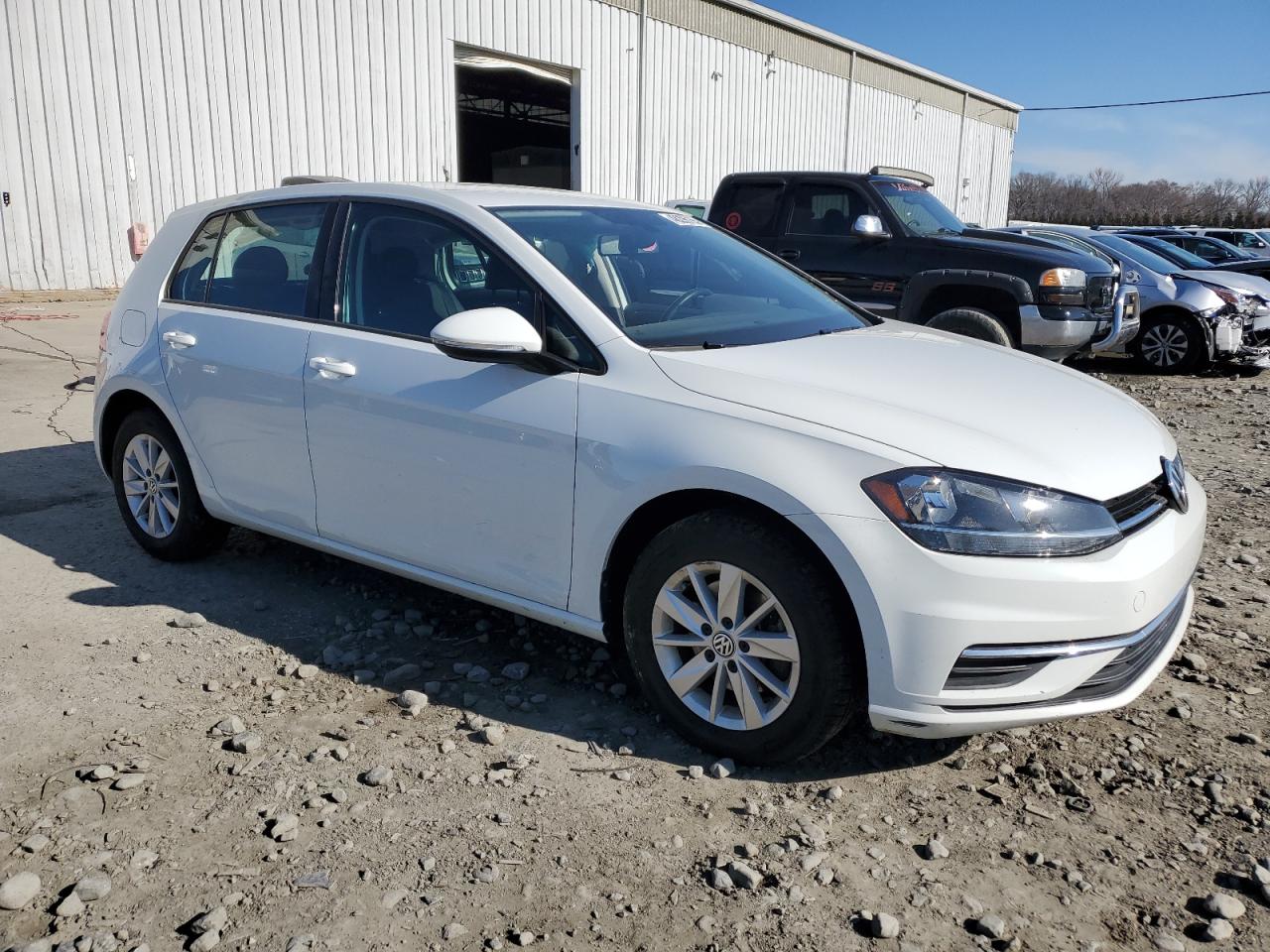 2019 Volkswagen Golf - Image 4