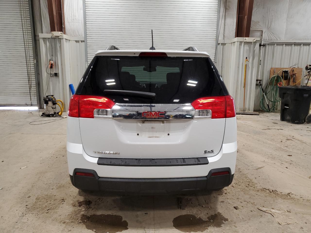 2015 GMC Terrain - Image 6