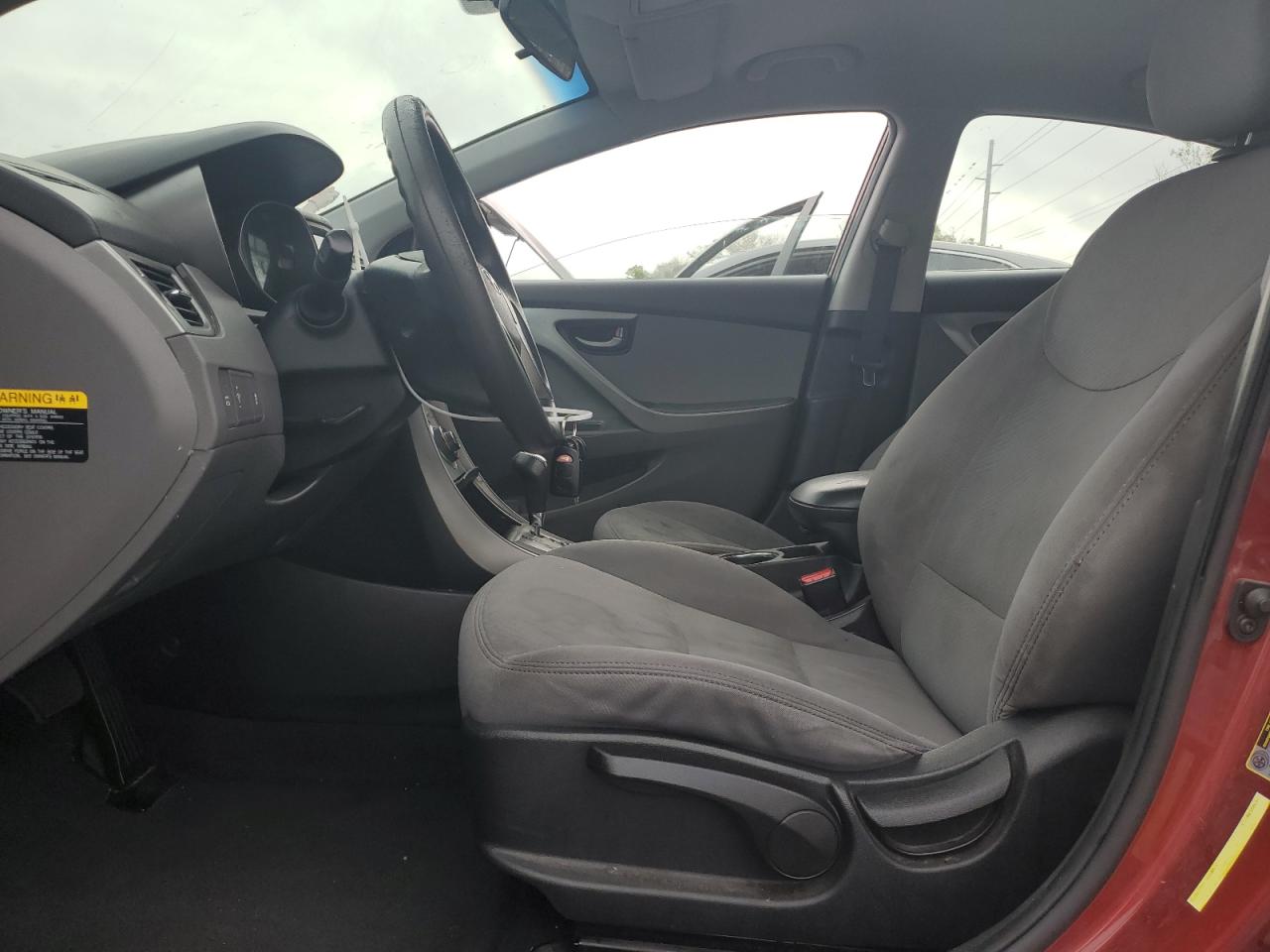 2013 Hyundai Elantra - Image 7