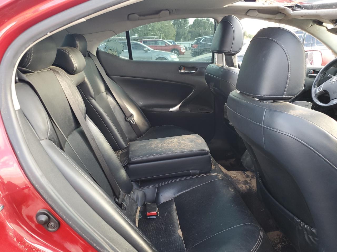 2012 Lexus IS - Image 11