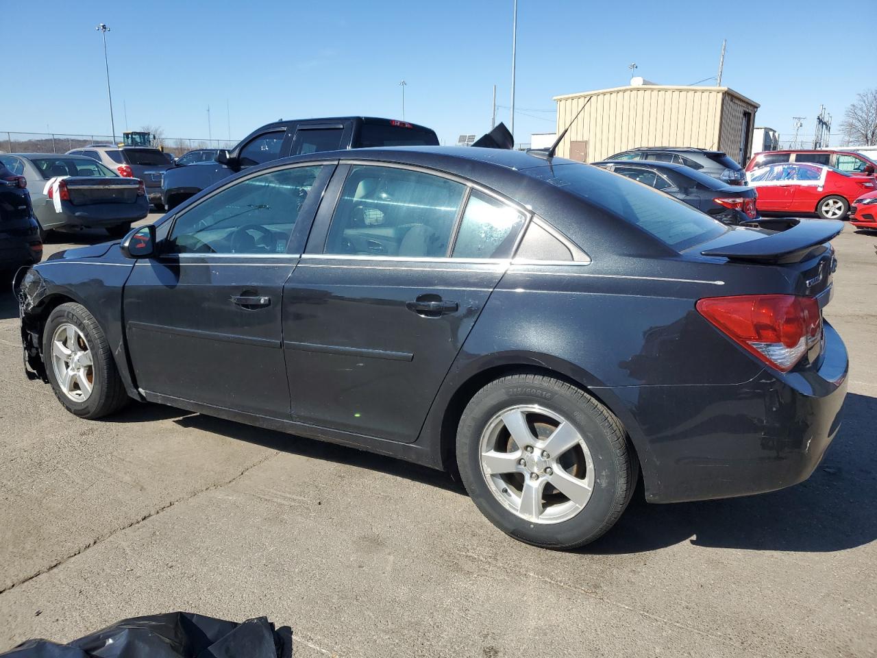 2014 Chevrolet Cruze - Image 2