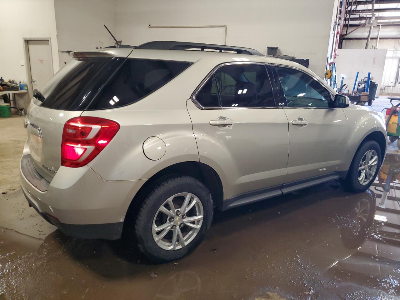 2016 Chevrolet Equinox - Image 3