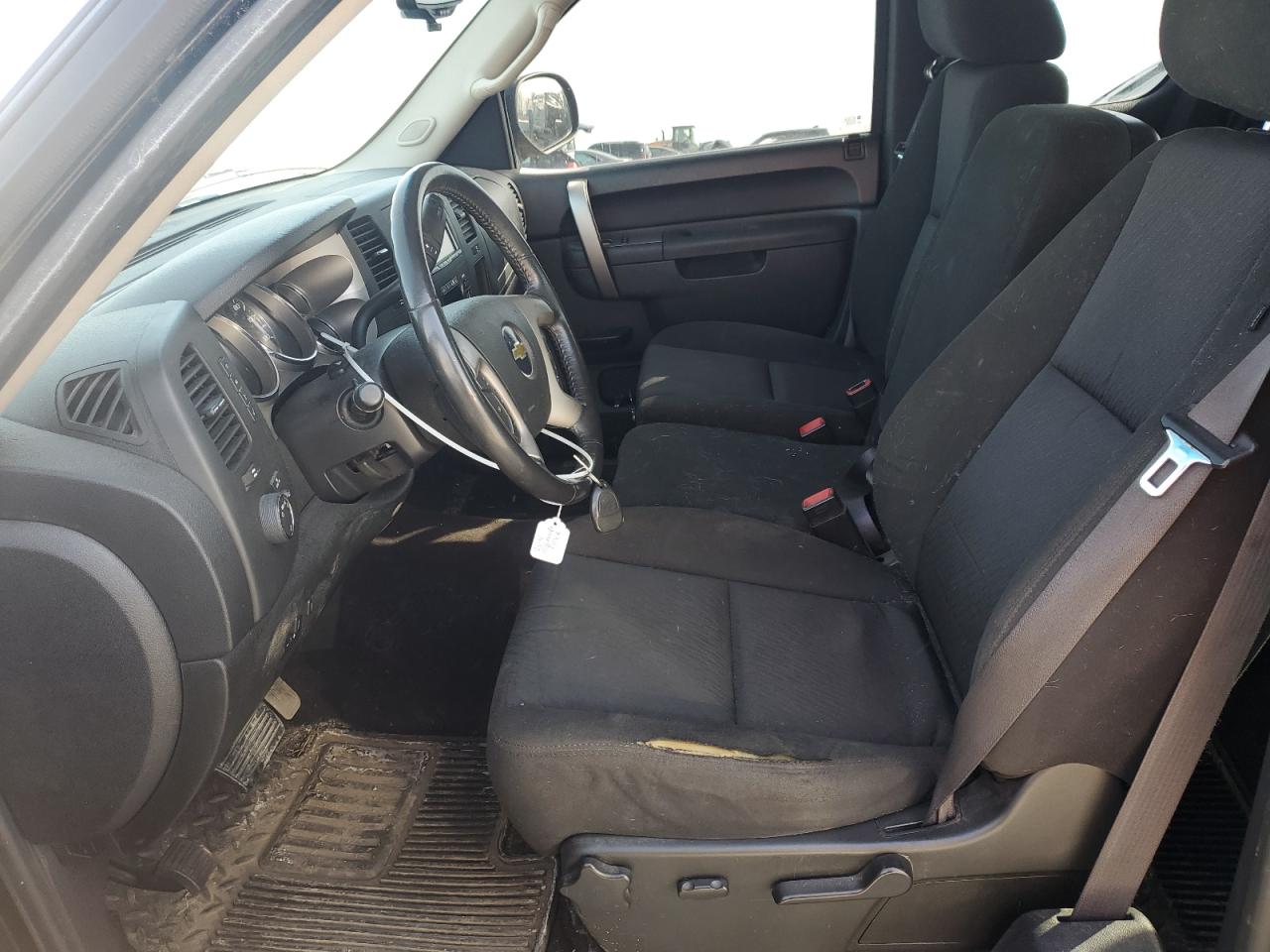 2011 Chevrolet Silverado - Image 7