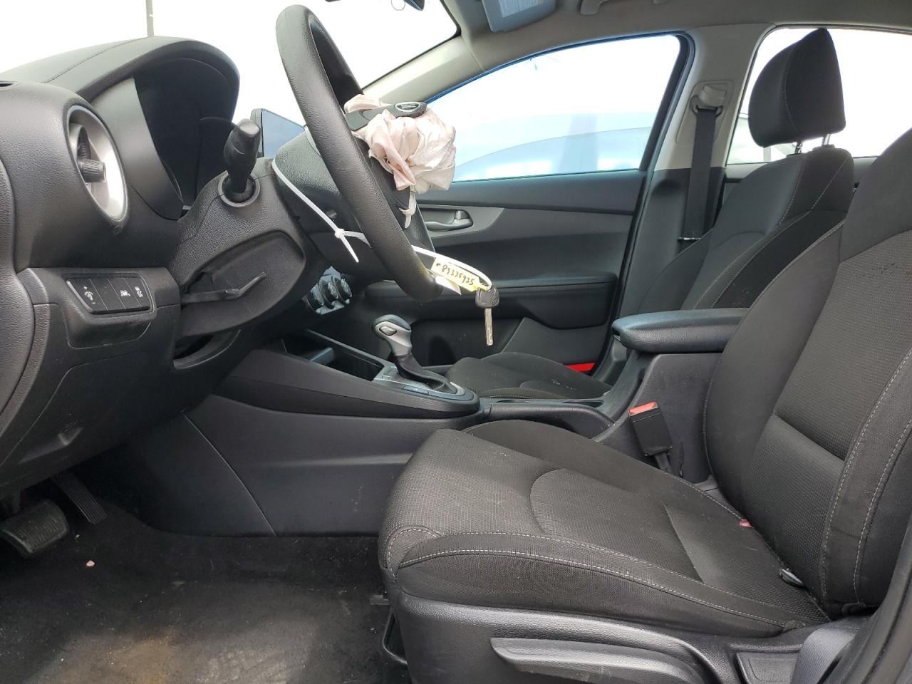 2021 Kia Forte - Image 7