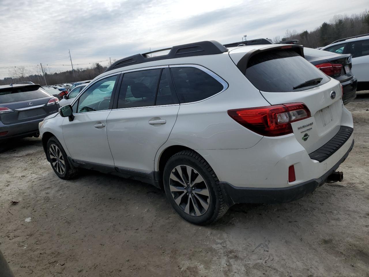2015 Subaru Outback - Image 2