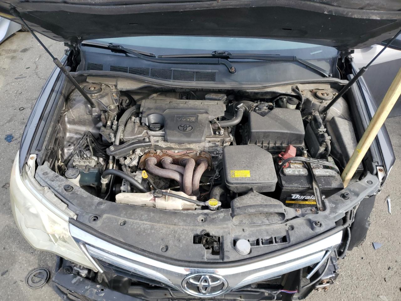 2012 Toyota Camry - Image 11
