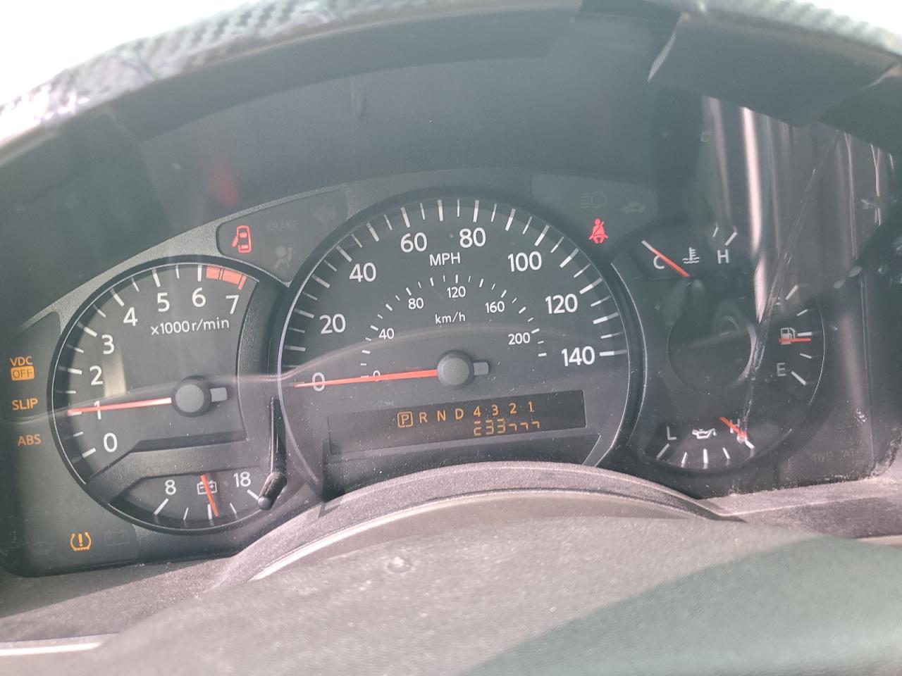 2006 Nissan Armada - Image 9