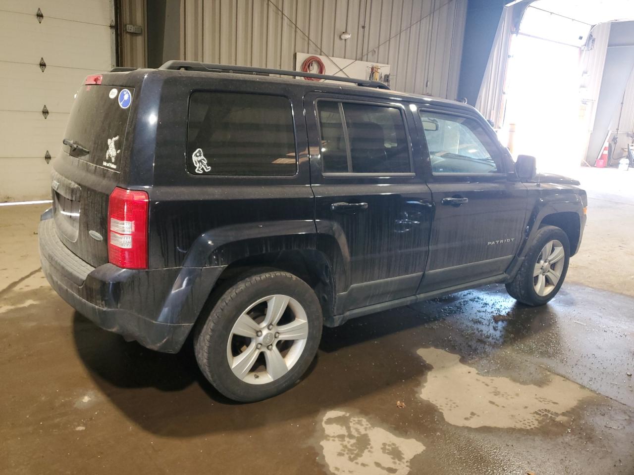 2011 Jeep Liberty (Patriot) - Image 3