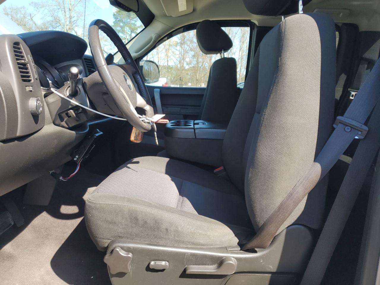 2010 Chevrolet Silverado - Image 7