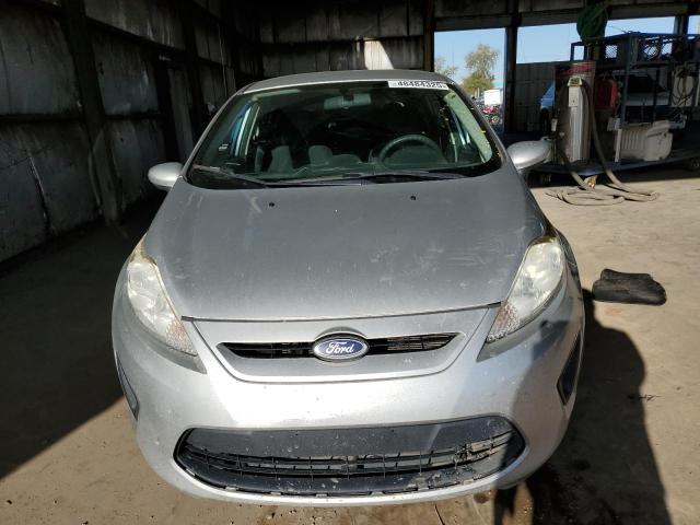 Hatchbacks FORD FIESTA 2013 Silver
