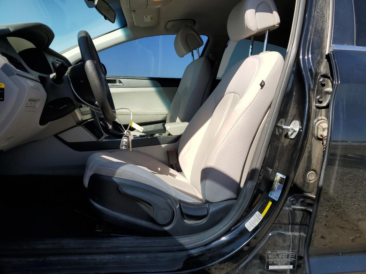 2015 Hyundai Sonata - Image 7