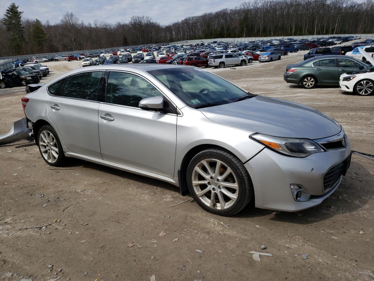 2013 Toyota Avalon - Image 4
