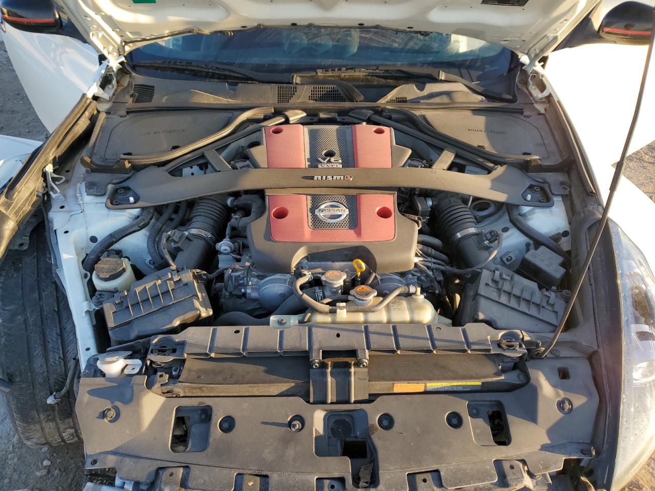 2018 Nissan 370Z - Image 13