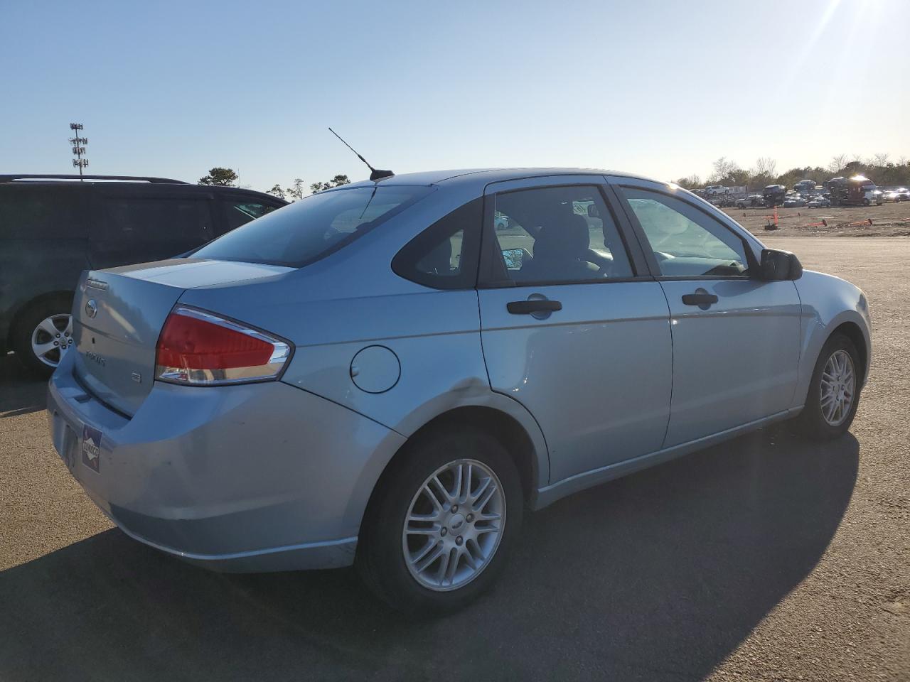 2009 Ford Focus - Image 3