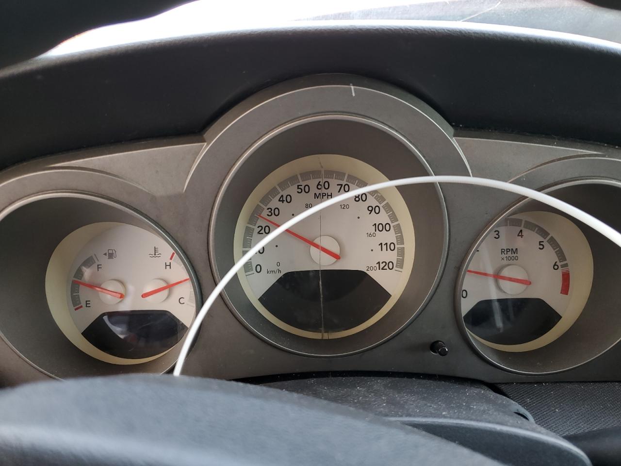 2009 Dodge Avenger - Image 9