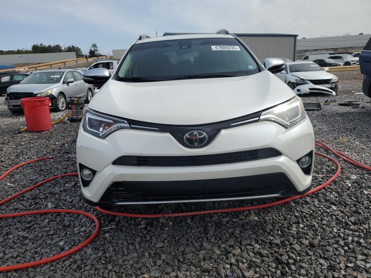 2018 Toyota RAV 4 - Image 5