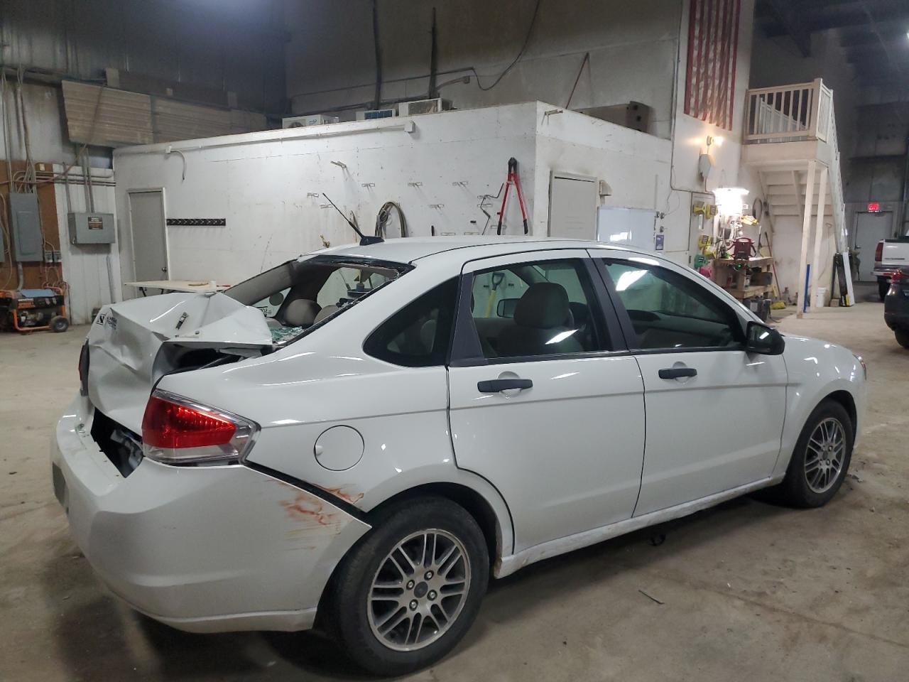 2010 Ford Focus - Image 3