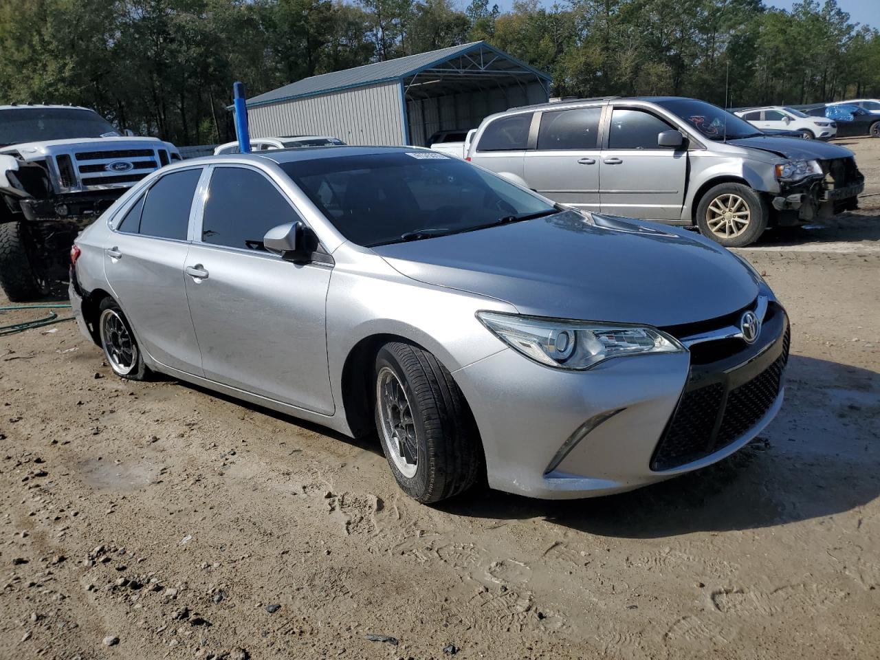 2015 Toyota Camry - Image 4