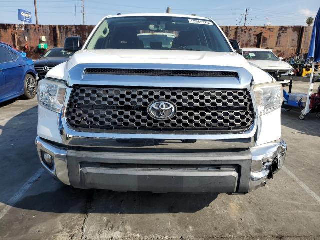 Пікапи TOYOTA TUNDRA 2016 Білий
