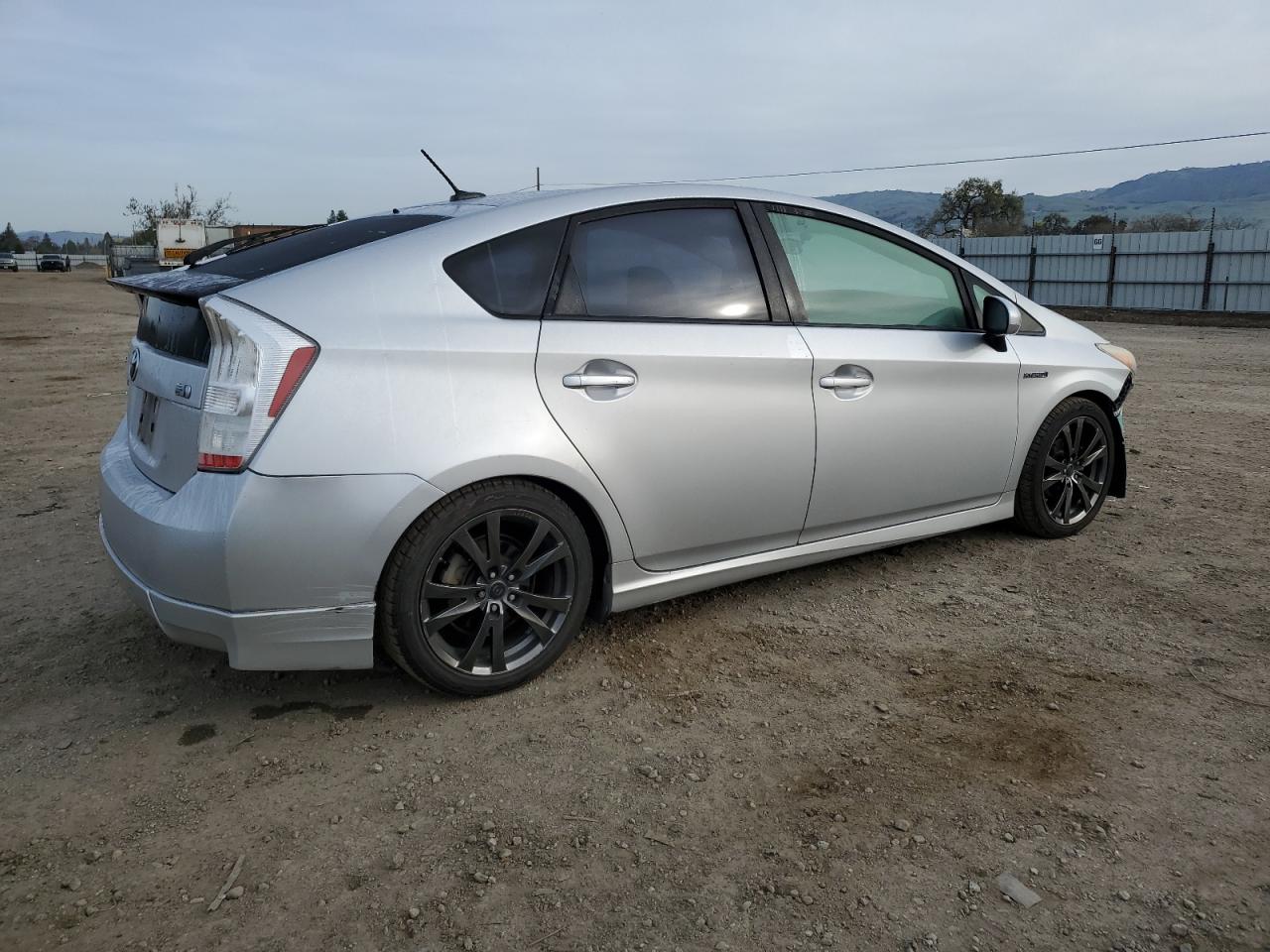 2011 Toyota Prius - Image 3