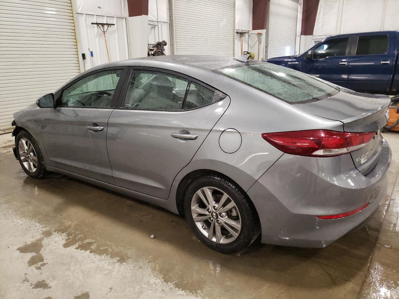 2018 Hyundai Elantra - Image 2