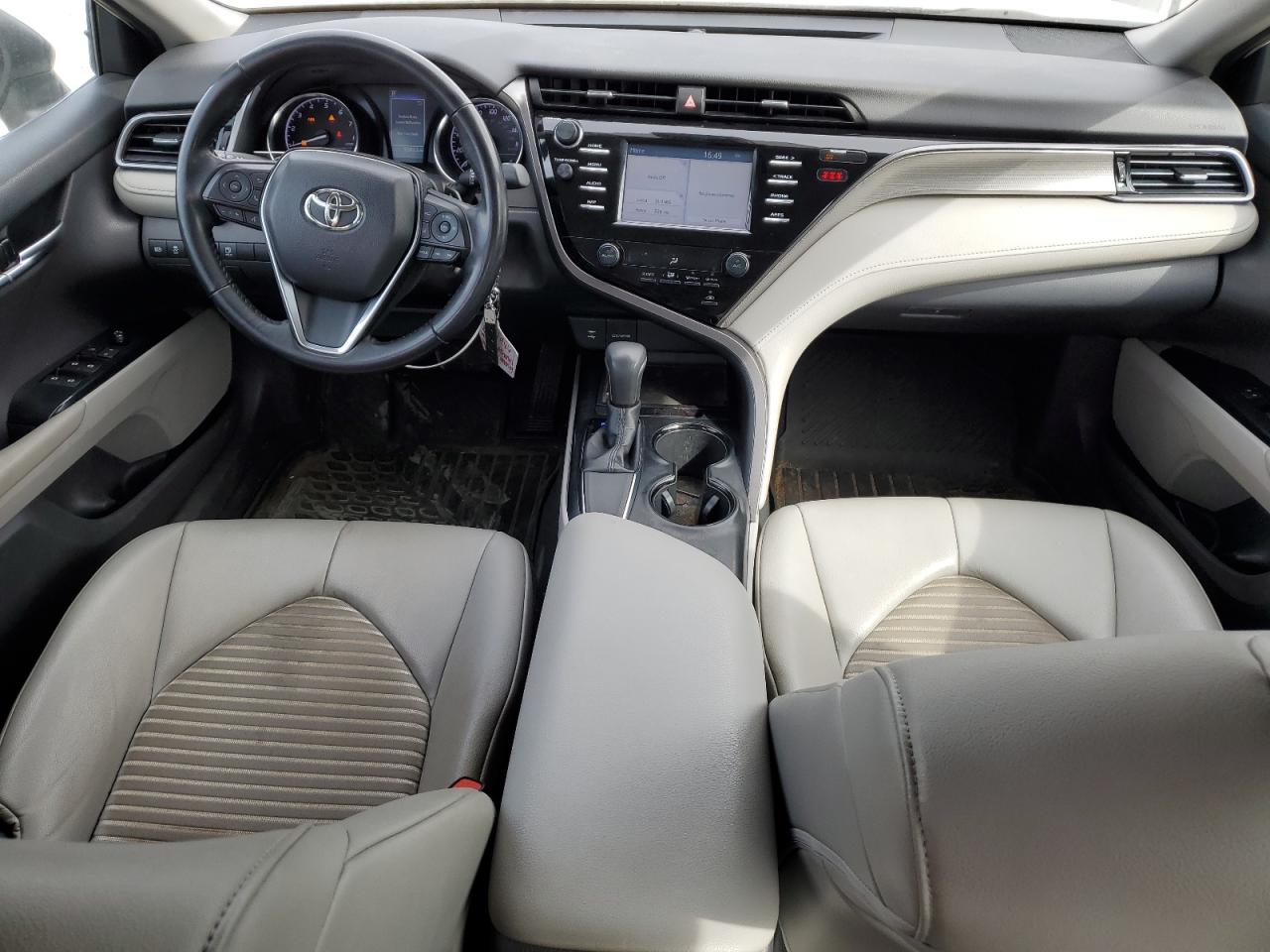 2019 Toyota Camry - Image 8