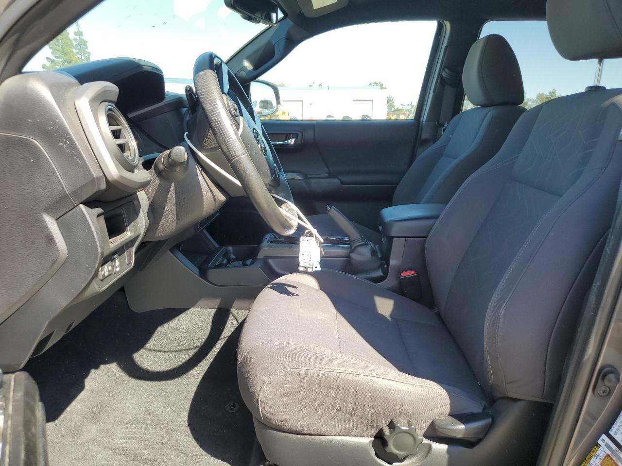 2016 Toyota Tacoma Double Cab VIN: 5TFBZ5DN5GX001101 Lot: 50011275