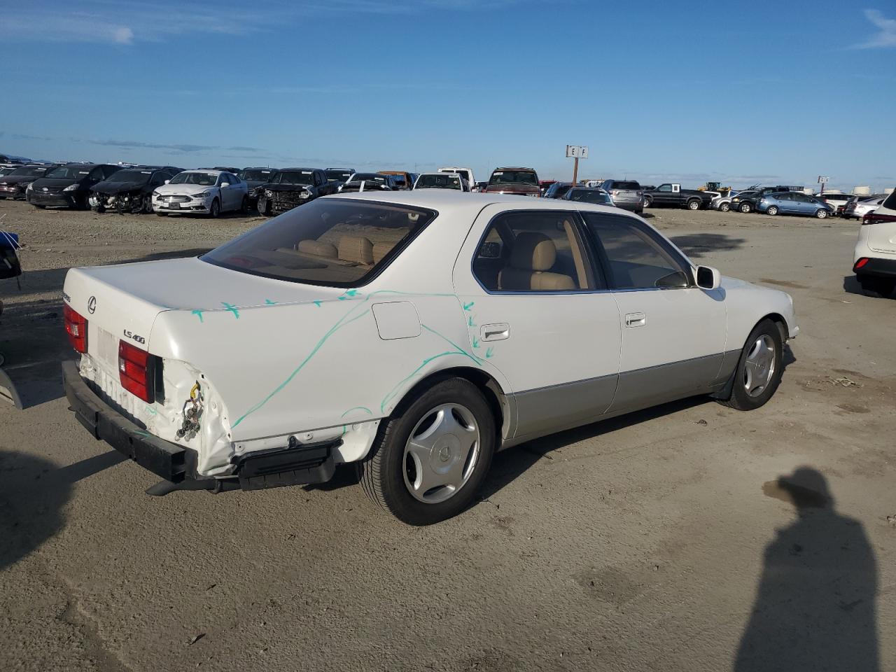 1998 Lexus LS - Image 3