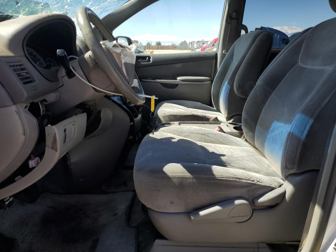 2006 Toyota Sienna - Image 7