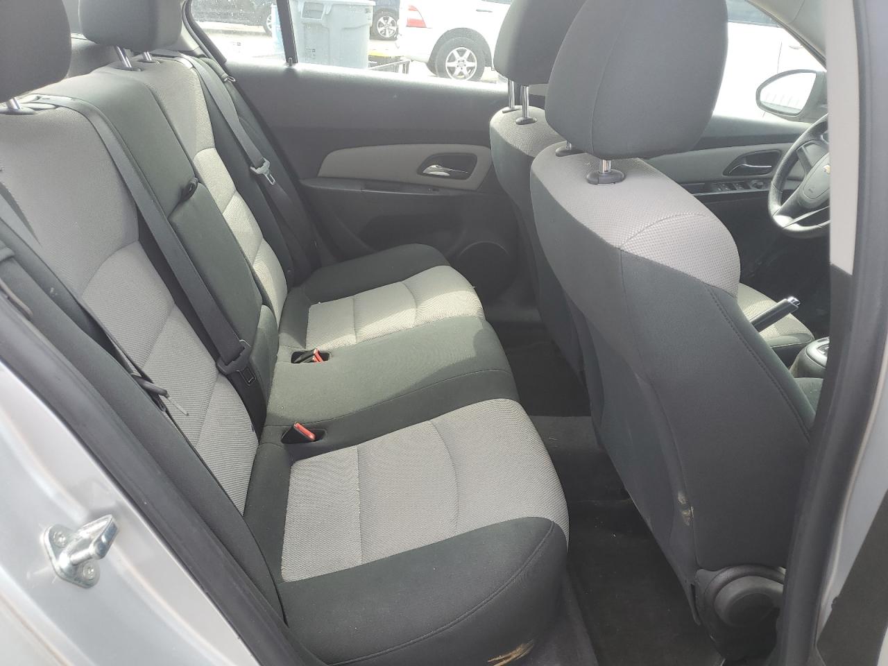 2012 Chevrolet Cruze - Image 11