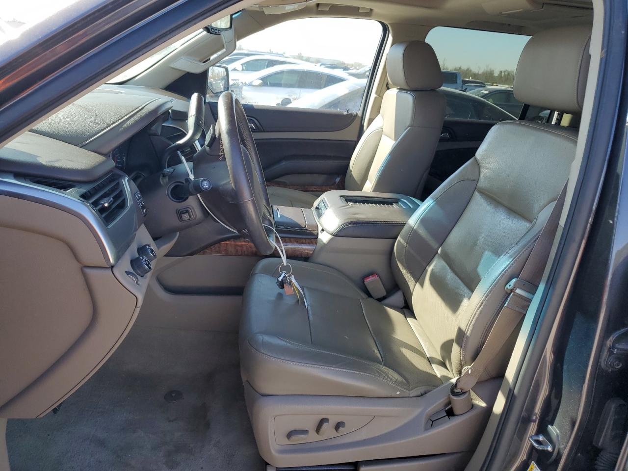 2015 Chevrolet Suburban - Image 7