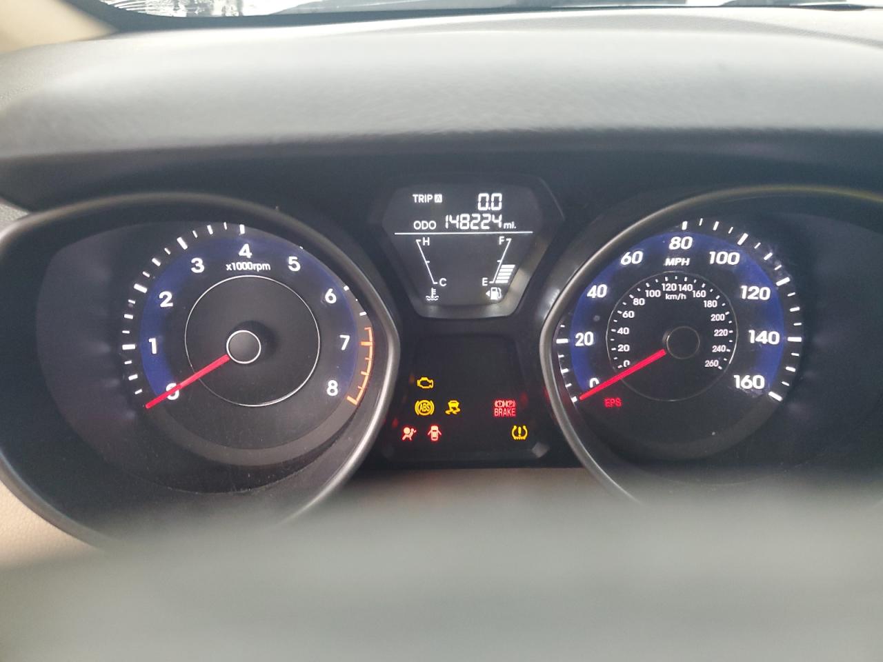 2013 Hyundai Elantra - Image 9