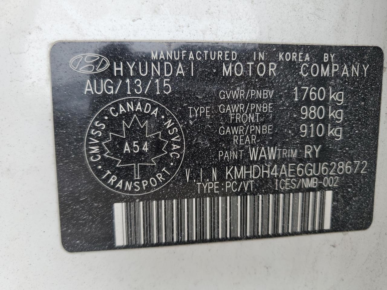2016 Hyundai Elantra - Image 13