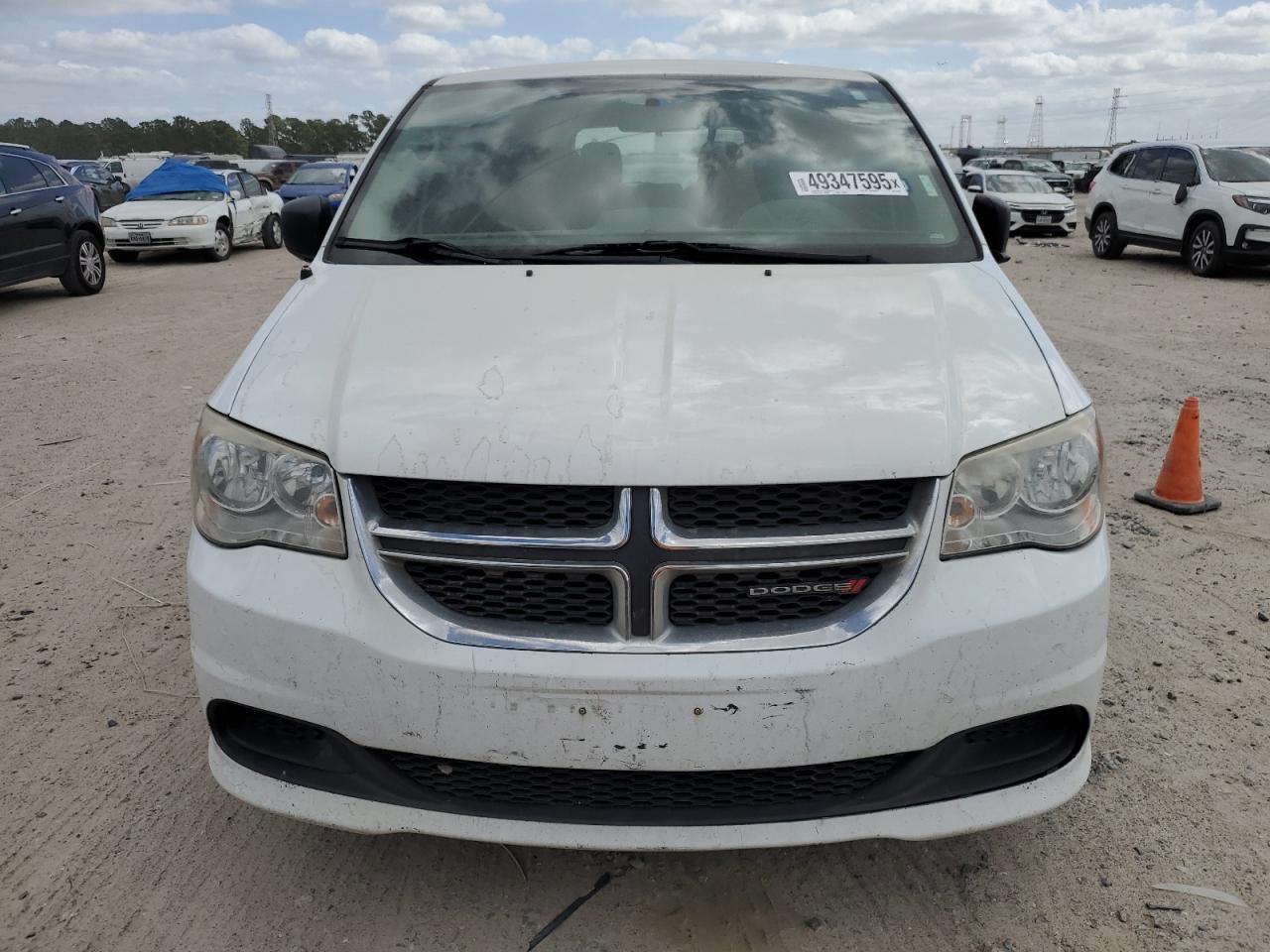 2015 Dodge Caravan - Image 5