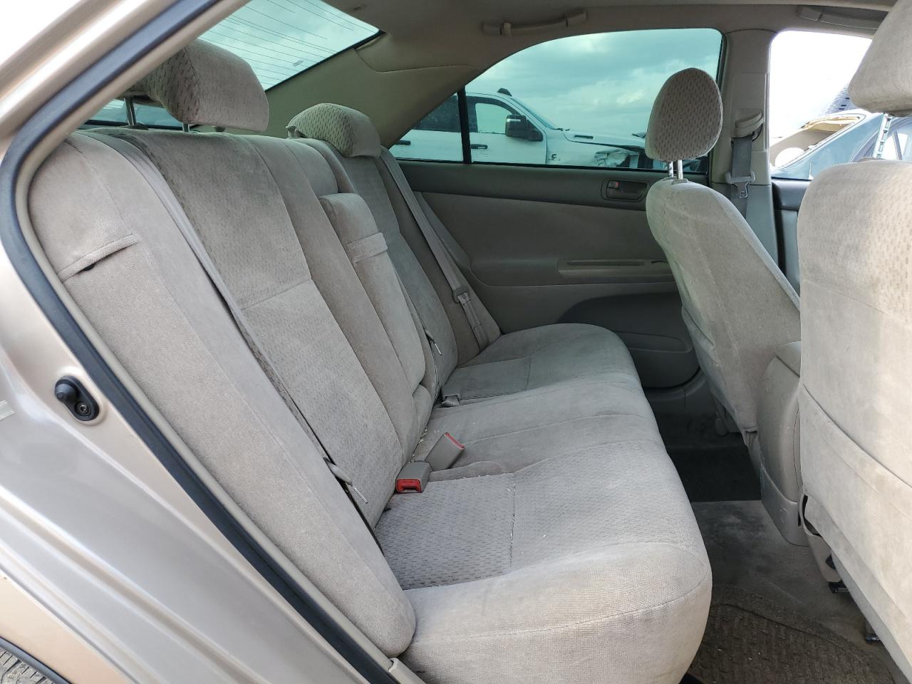 2002 Toyota Camry - Image 10