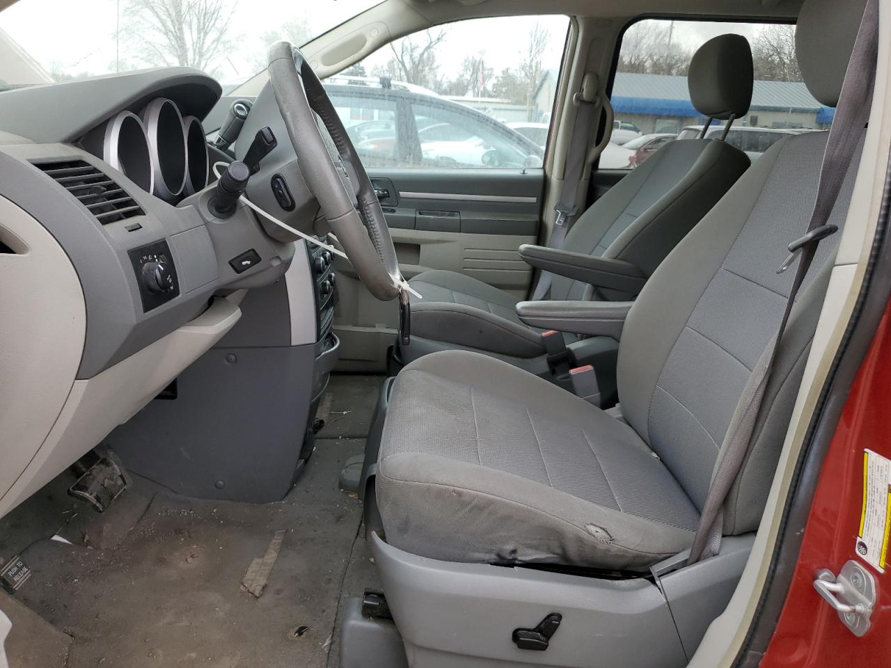 2008 Dodge Caravan - Image 7