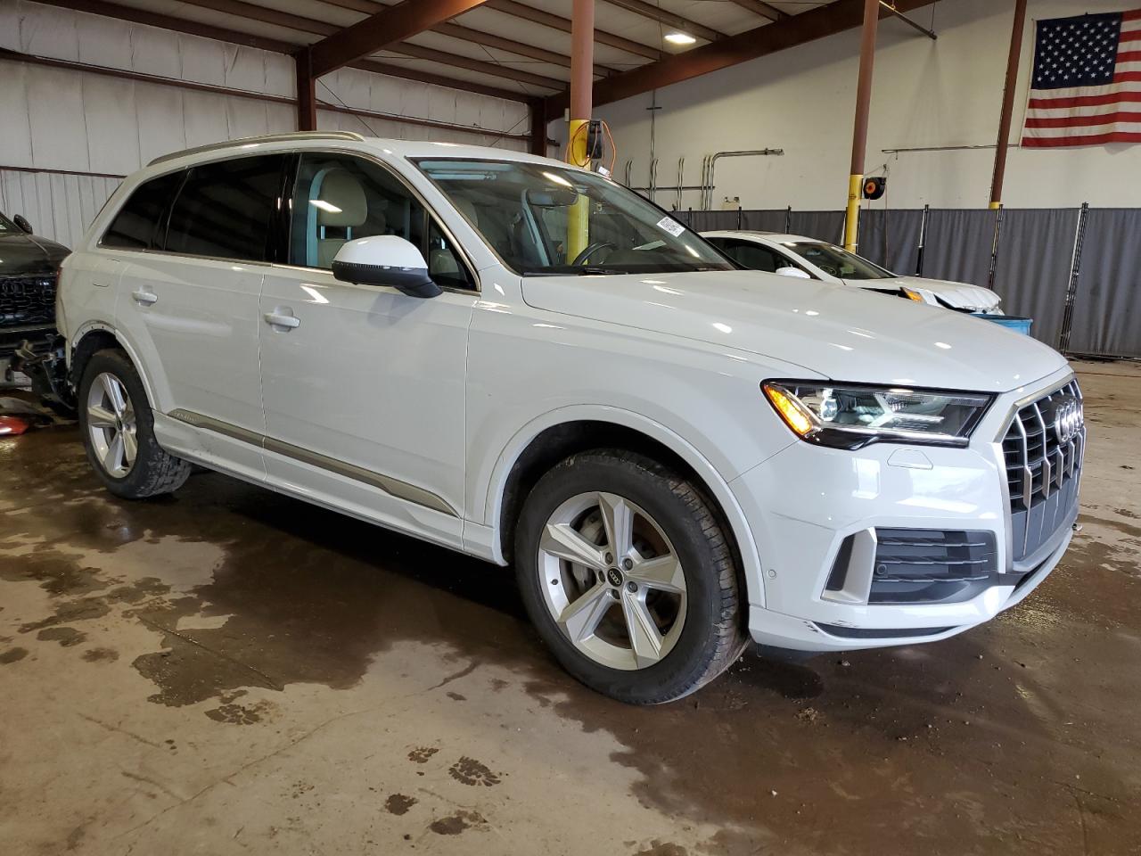 2021 Audi Q7 - Image 4